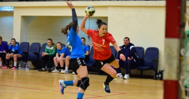 Stire din Sport : CSU Neptun  leagă victoriile  în Divizia A