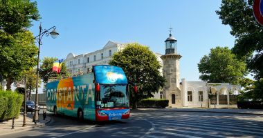 Stire din Social : CT BUS. Bilete mai scumpe la plimbarea cu autobuzele etajate, în iulie şi august