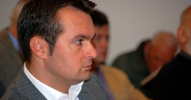 Stire din Politică-Administrație : Primarul din Baia Mare, Cătălin Cherecheș, s-a înscris în UNPR
