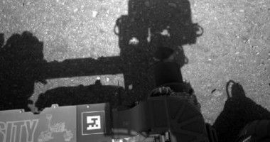Roverul Curiosity a trimis o fotografie panoramică cu craterul Gale - 2