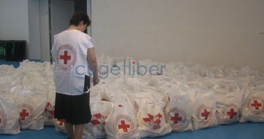 Stire din Social : Aproape 200.000 de kg de alimente, distribuite de Crucea Roșie prin Banca de alimente
