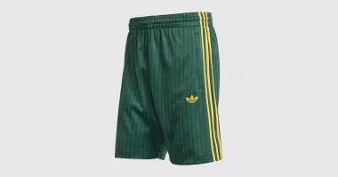 Stire din Actualitate : De ce aleg tot mai mulţi bărbaţi aceşti pantaloni scurţi vara aceasta