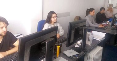 Stire din Cultură-Educație : "Cuget Liber" a ajuns la "borna 9.000". Suntem în linia întâi!