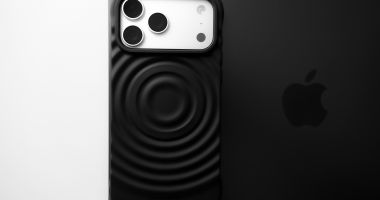 Stire din Social : Merită să faci upgrade la noul iPhone?