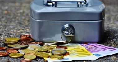 Stire din Social : Guvernul Dăncilă înființează comisia pentru aderarea la euro!