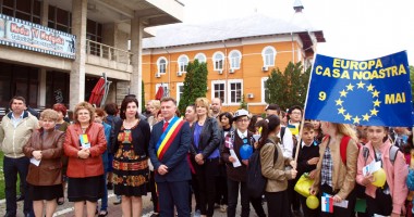 Stire din Politică-Administrație : Cum a fost marcată ziua de 9 Mai la Medgidia