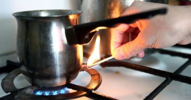 Stire din Economie : Plătiţi mult factura de gaz? Alegeţi-vă furnizorul!