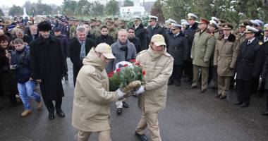 Stire din Politică-Administrație : Galerie FOTO. Cum au petrecut constănțenii Ziua Națională a României