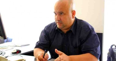 Stire din Social : Cum explică Poșta Română întârzierea distribuirii pensiilor și alocațiilor