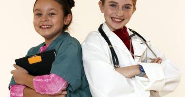 Stire din Sănătate : Cum învață preșcolarii constănțeni să treacă peste teama de medic
