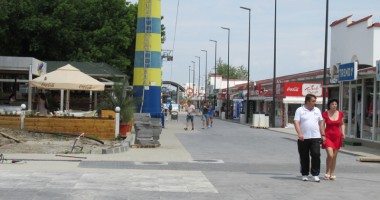 Galerie FOTO / Cum își așteaptă Mamaia turiștii la început de sezon - 13