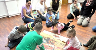 Stire din Sănătate : Cum îți ajuți copilul să scape de anxietate și emoții negative