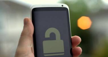Stire din Tehnologie : Cum îți poți debloca telefonul prin… recunoaștere facială