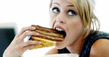 Stire din Sănătate : Secretul unei siluete de invidiat? Învățați să mestecați corect