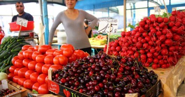 Cum ne păcălesc tarabagiii cu fructele și legumele "românești" din… Grecia - 2