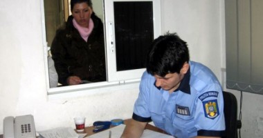 Stire din Cetățenești : Cum obții rapid un act de identitate