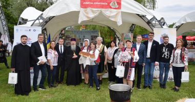 Stire din Politică-Administrație : Comuna Cumpăna invitată la Festivalul Traditiilor Romanesti, de la Chișinău