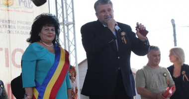 Stire din Politică-Administrație : Zilele Recoltei la Cumpăna: muzică, bucate alese și oaspeți de seamă