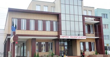 Stire din Politică-Administrație : Administrația locală din Cumpăna a pregătit daruri pentru persoanele nevoiașe