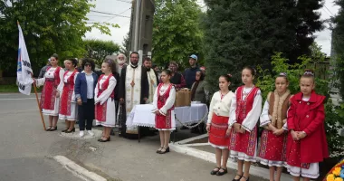 Stire din Politică-Administrație : Ziua Eroilor, cinstită cu recunoștință și pietate în comuna Cumpăna