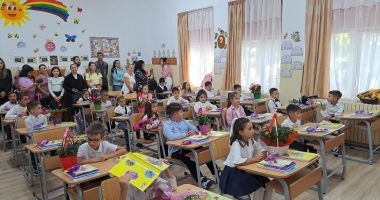 A sunat clopoțelul și pentru elevii comunei Cumpăna! - 4