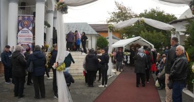 Comunitatea din Cumpăna a sărbătorit hramul Bisericii „Sfânta Cuvioasă Parascheva” - 4