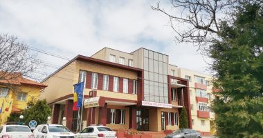 Stire din Politică-Administrație : Dezbatere privind gestionarea azotului produs din activităţile agricole la Cumpăna