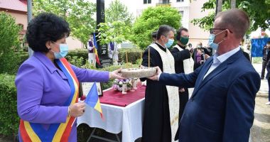 Stire din Politică-Administrație : Înălțarea Domnului și Ziua Eroilor, sărbătorite de administrația locală din Cumpăna