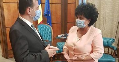 Stire din Politică-Administrație : Primarul comunei Cumpăna, discuții cu premierul Orban. Vin fonduri pentru consolidarea malului canalului