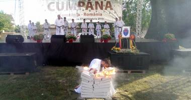 Primăria Cumpăna, un nou record ! Plăcintă de 40 de metri la "Ziua Recoltei" - 6