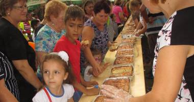 Primăria Cumpăna, un nou record ! Plăcintă de 40 de metri la "Ziua Recoltei" - 2
