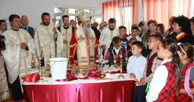 GALERIE FOTO. O masă caldă pentru copiii săraci din Cumpăna - 5