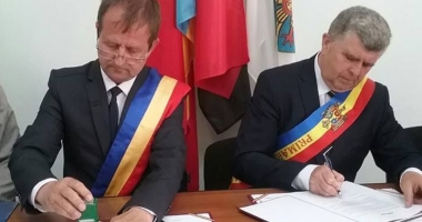 Stire din Politică-Administrație : Comuna Cumpăna se înfrățește cu localitatea Cricova