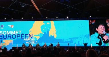 Stire din Politică-Administrație : Primarul comunei Cumpăna, Mariana Gâju, a participat la “Summitul European al Regiunilor și Orașelor” de la Marsilia