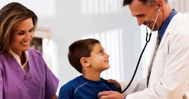 Stire din Sănătate : Cum pot fi recunoscute diplomele medicilor români în străinătate