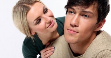 Stire din Life and Style : Cum recunoști un partener posesiv