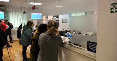 Stire din Social : Cum puteți să plătiți taxele și impozitele locale, fără să stați la cozi