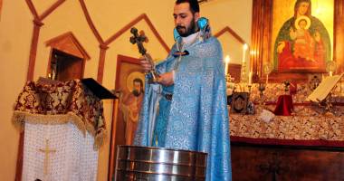 Stire din Cultură-Educație : Cum sărbătoresc armenii Crăciunul