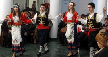 Stire din Cultură-Educație : Cum se sărbătorește Ziua Minorităților Naționale