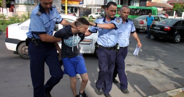 Stire din Eveniment : Cum și-a ucis rudele criminalul din Viile Noi