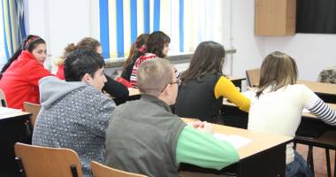 Stire din Cultură-Educație : Cum stabilește ISJ cifrele de școlarizare pentru învățământul profesional