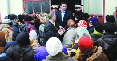 Stire din Cetățenești : Cum "stă treaba cu băgatul  în seamă!"