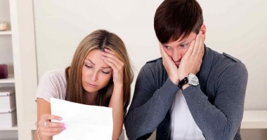 Stire din Social : CAZURI REALE LA CONSTANȚA / Cum storc băncile bani de la constănțenii cu credite