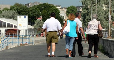 Stire din Social : Cum va fi vremea  în week-end,  la Constanța