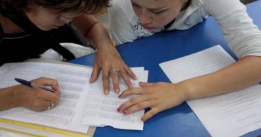 Stire din Cultură-Educație : Cum vor fi admiși elevii  în clasa a IX-a