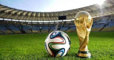Stire din Sport : FOTBAL / E oficial! Cupa Mondială va avea 48 de echipe din 2026