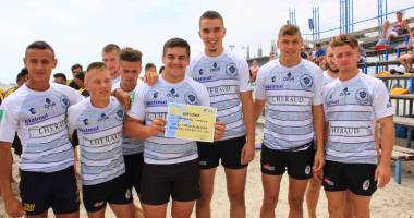 Cupe, diplome și premii speciale, la Oval 5 Beach Rugby - 11