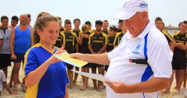 Cupe, diplome și premii speciale, la Oval 5 Beach Rugby - 4