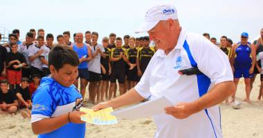 Cupe, diplome și premii speciale, la Oval 5 Beach Rugby - 9