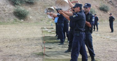 GALERIE FOTO / Jandarmii, la ceas de sărbătoare. Cuget Liber, pe podium la "Cupa Presei la tir" - 6